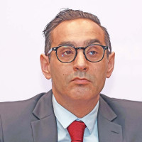 बोरिङकै कारण भासियो जमिन