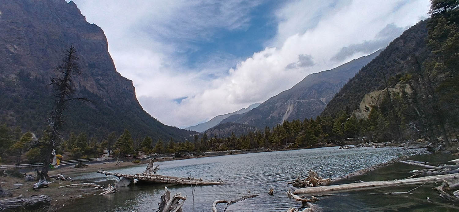 ग्रिनलेक र  बादल