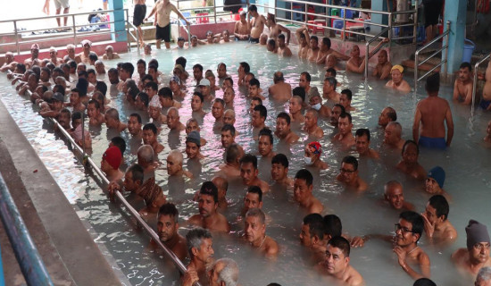 प्राकृतिक उपचारका लागि सिंगा तातोपानी