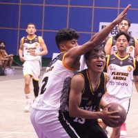 हिउँले ढपक्क ढाकिदा भयो सेताम्मे रारा ताल