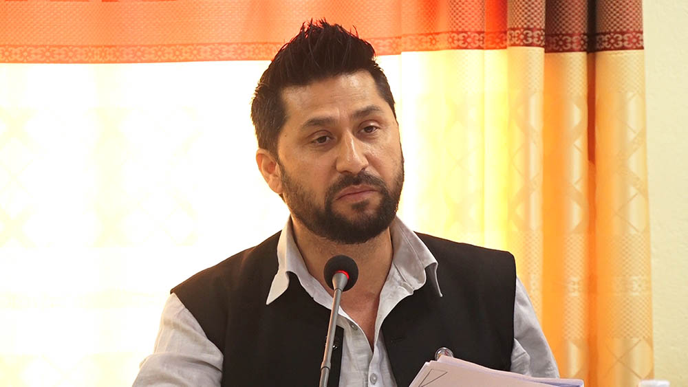 रास्वपा सभापति लामिछानेको रिट ‘हेर्दाहेर्दै’ मा मङ्गलबार सुनुवाइ हुने