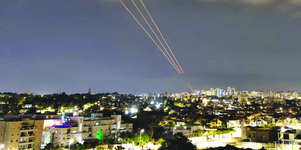 यूएईमा इरानी मिसाइल र ड्रोन आक्रमणमा सात जनाको मृत्यु