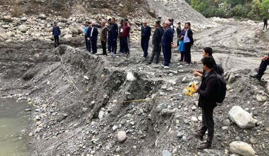 कालीगण्डकी नदीमा अवैध दोहन