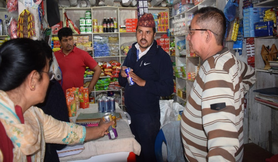 बन्दीपुरमा बजार अनुगमनः ग्यास वितरण सुधार्न निर्देशन