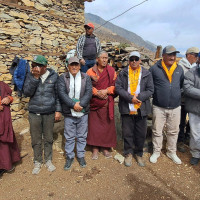 विद्युतीकरणको काम रोक्न आग्रह