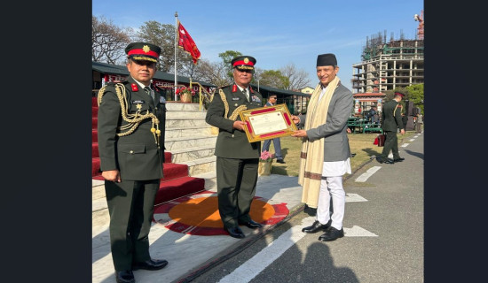 निर्वाचन आयुक्त जबरालाई ‘सर्वोत्कृष्ट भूतपूर्व सैनिक सम्मान’