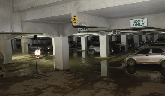 बिजुली आउने जाने टुङ्गो छैन