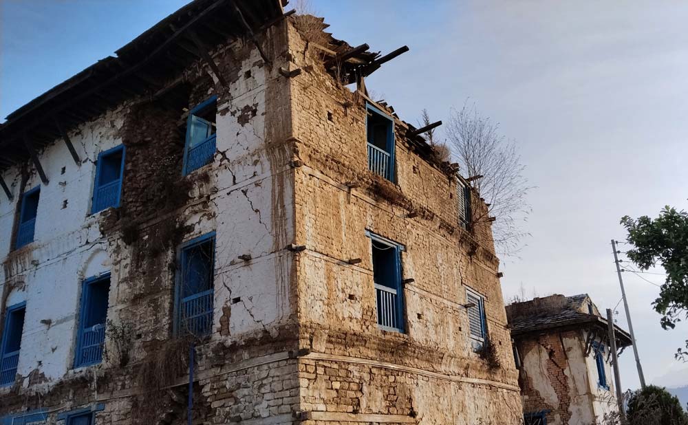 पुनर्निर्माणको पर्खाइमा ऐतिहासिक जाजरकोट दरबार