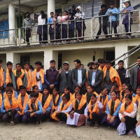 दलित र न्यून आय भएकालाई खाद्यान्न सहयोग