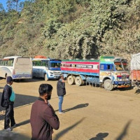 ट्याक्टर दुर्घटना हुँदा चालक गम्भीर घाइते