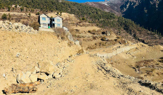 सात वर्षपछि सडक स्तरोन्नति