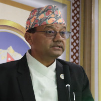 यस कारण म किताब पढ्छु