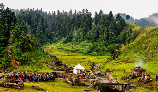 लेक लाग्न थालेपछि खप्तडमा सेनाको निःशुल्क स्वास्थ्य सेवा