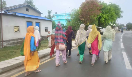 भारतबाट आएका सहयोगापेक्षीको बिगबिगी