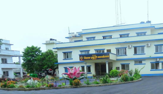 ट्रकको क्याबिनमा लुकाइएको थियो २५ करोड