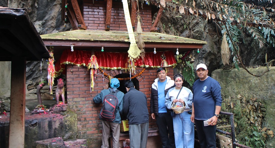 कलाकारमार्फत तनहुँका पर्यटकीय क्षेत्रको प्रचार