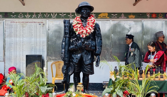 गुल्मीमा ‘भिक्टोरिया क्रस’ विजेता रानाको शालिक अनावरण