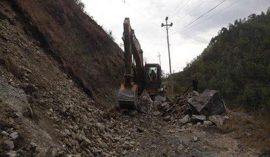 निःशुल्क स्वास्थ्य सहायता कक्ष स्थापना
