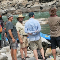 महादेव खोला कोरिडोरका अनधिकृत संरचना हटाइयो