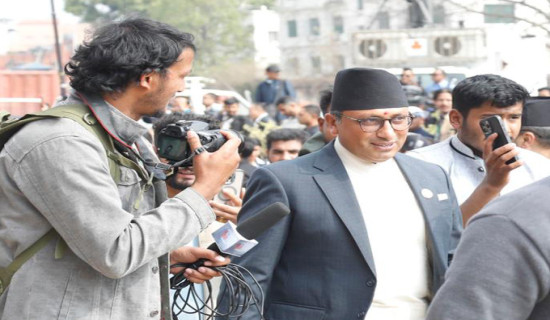 सरकारको प्राथमिकता सुशासन र आर्थिक पुनर्संरचनाः डा. वाग्ले