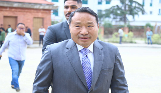 रचनात्मक प्रतिपक्षको भूमिकामा रहेर काम गर्छौँः पुन