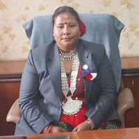 उम्मेदवार टुङ्गो लगाउँदै दल