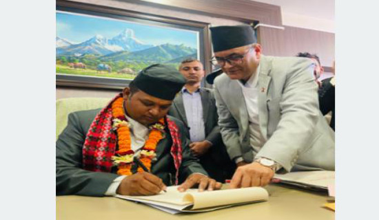 दक्ष जनशक्ति सिर्जना गर्ने योजना गर्ने नवनियुक्त श्रममन्त्री साहको निर्णय