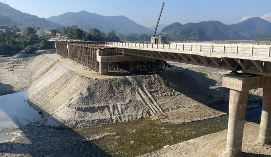 मादी पुलको काम ८० प्रतिशत सम्पन्न