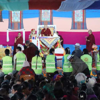 निलम्बित दक्षिण कोरियाली राष्ट्रपति युनद्वारा सोधपुछका क्रममा बोल्न अस्वीकार