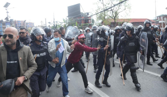 एमाले अध्यक्ष ओली पक्राउको विरोधमा उत्रेका सात प्रदर्शनकारी पक्राउ