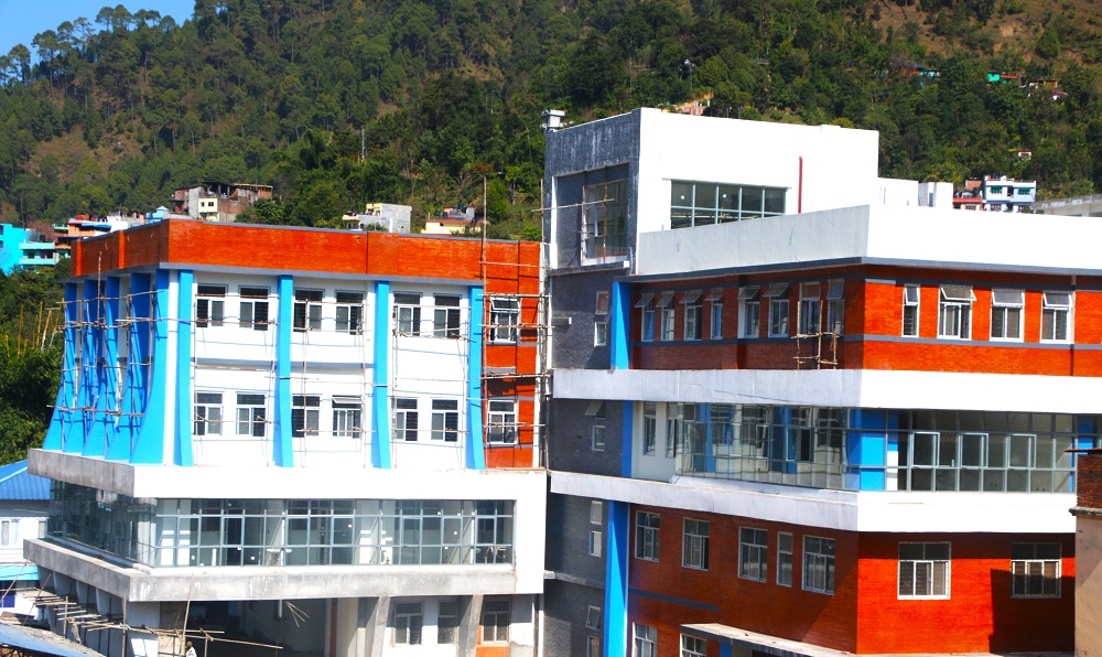 गुल्मी अस्पतालमा क्यान्सरको सफल शल्यक्रिया