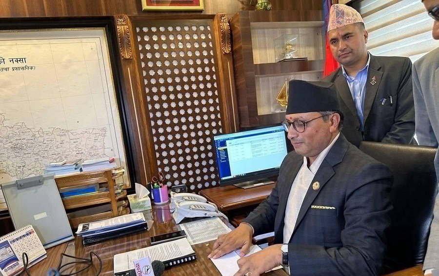 वाग्ले अर्थमन्त्री बनेपछि तनहुँमा विकासको अपेक्षा