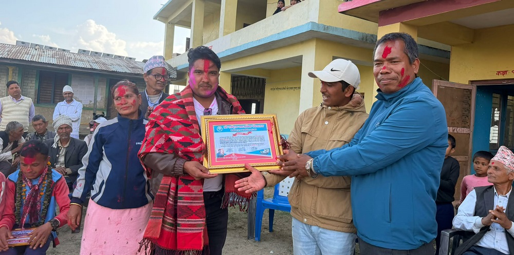 विद्यालयलाई सिसिटिभी क्यामरा सहयोग