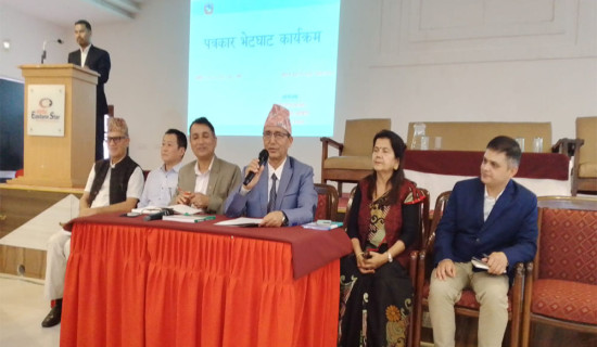 घरेलु मदिरालाई व्यावसायिक उत्पादन र ब्राण्डिङ गर्न आवश्यक उपकरण निर्माण