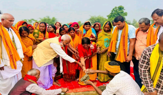 मौलापुर नगरपालिकाद्वारा एकीकृत दलित बस्ती निर्माण सुरु