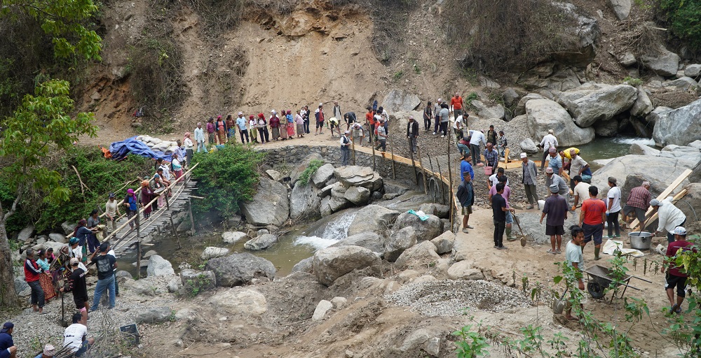 निबुवा खोला होम पाइप निर्माण