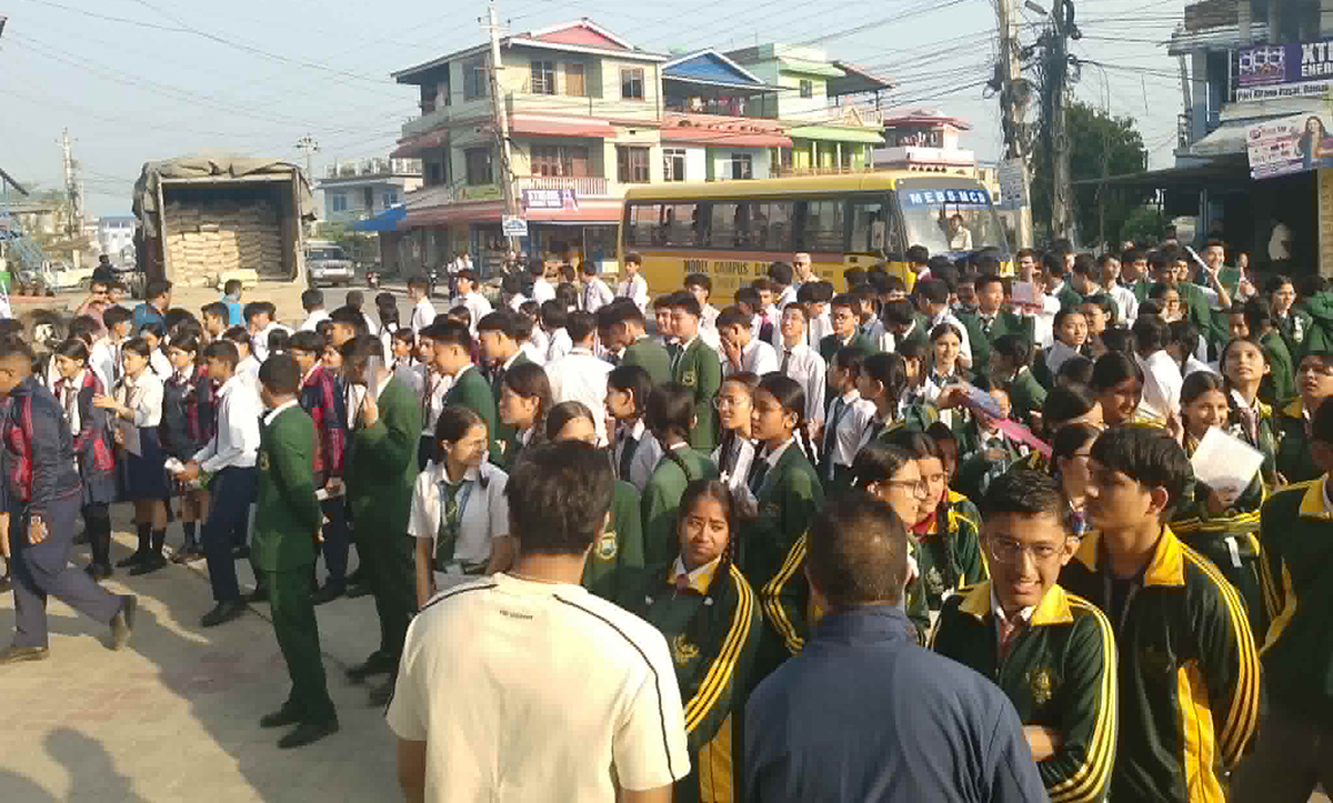 झापामा दुई कैदी सहित १७ हजार ६६३ जना विद्यार्थी एसइई परीक्षामा सहभागी