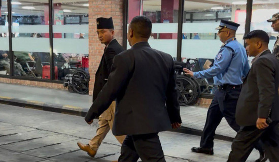 गृहमन्त्री गुरुङ त्रिभुवन विमानस्थलको अनुगमनमा