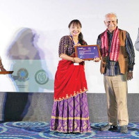 नेपालीको उद्धार गर्न विशेष उडान