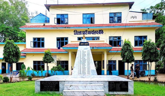 यात्रुलाई लुट्ने चार जना पक्राउ