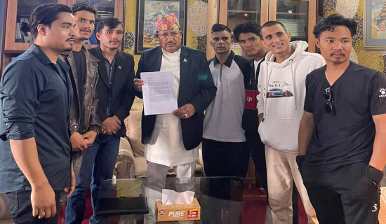 जहाँ नागरिक छन्, त्यहीँबाट मतदानको व्यवस्था गर्न कर्णालीका युवाको माग