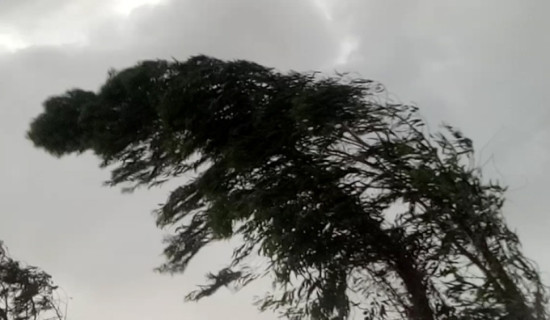 पाँच प्रदेशमा हुरी, पहाडमा वर्षा–हिमपात