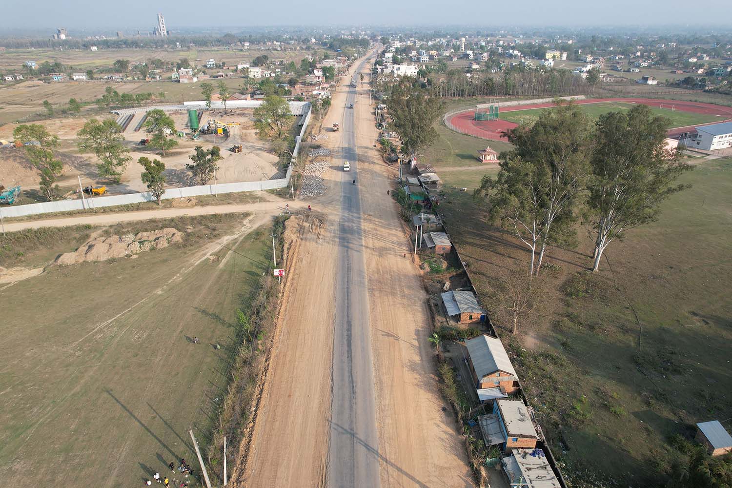 निर्माणाधीन घोराही–तुलसीपुर सडक