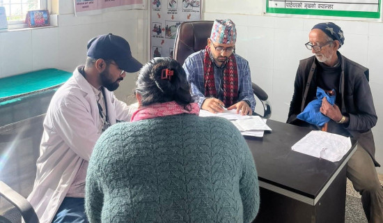 घमिरका तेह्रसय नागरिकलाई निःशुल्क स्वास्थ्य सेवा