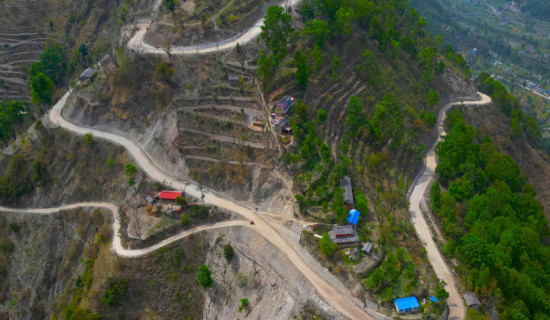 मार्ग खुलेको १६ सडक वर्षपछि स्तरोन्नति