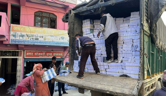 नयाँ शैक्षिक सत्रका लागि रुकुम पश्चिममा आइपुगे पुस्तक