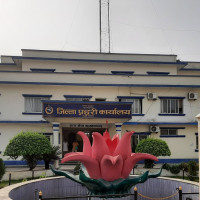 अनिश्चितकालीन यातायात बन्दले जनजीवन प्रभावित