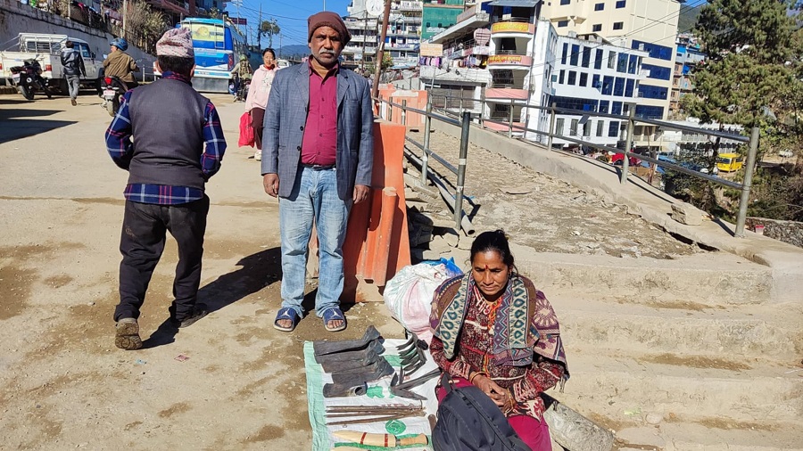 दलित दम्पतीको गुनासो : सिप भएर पनि जीविकोपार्जन कठिन