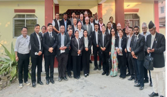 'बार-बेञ्चको सामूहिक सुधार आवश्यक'