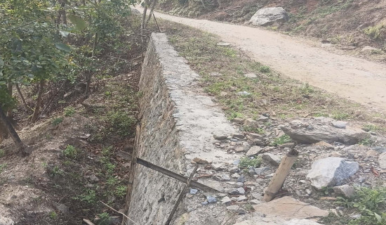 सडक मजदुरले पाएनन् पारिश्रमिक